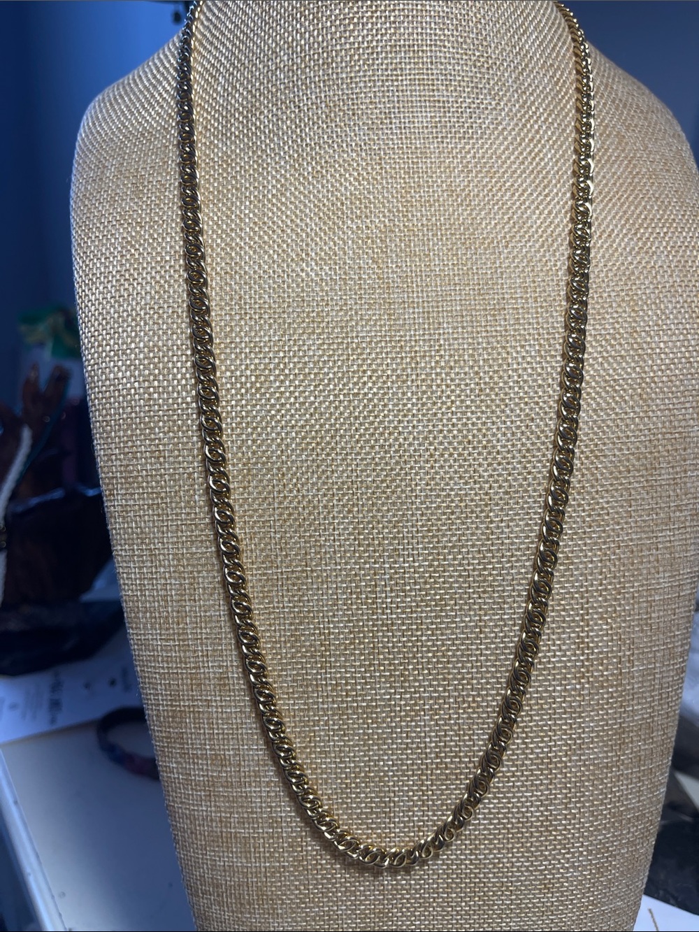 Vintage Monet heavy gold-tone double curb link necklace - 30”